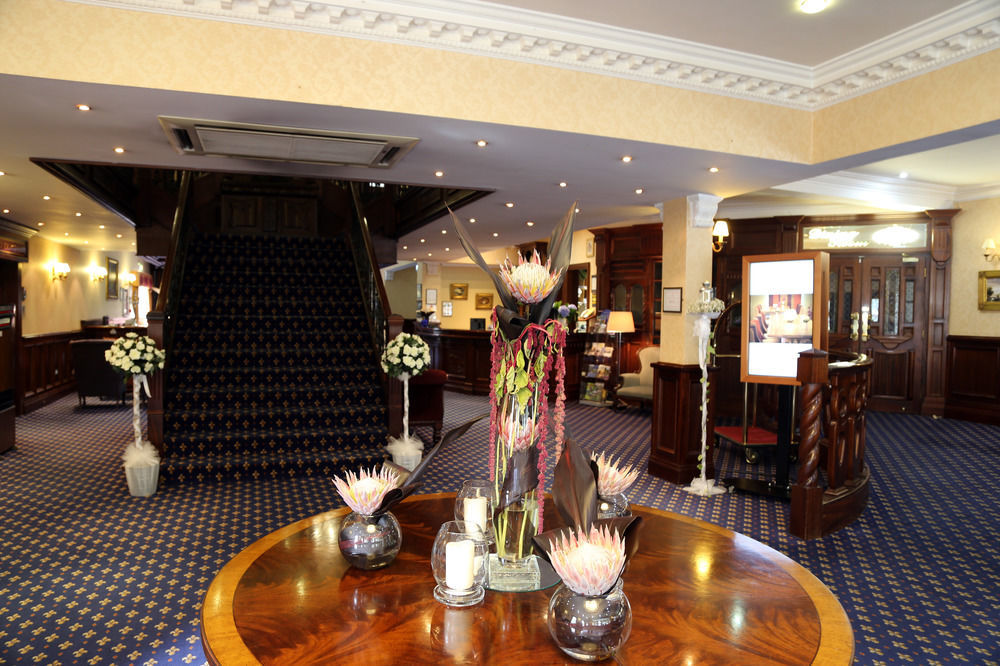 Woodford Dolmen Hotel 칼로 외부 사진