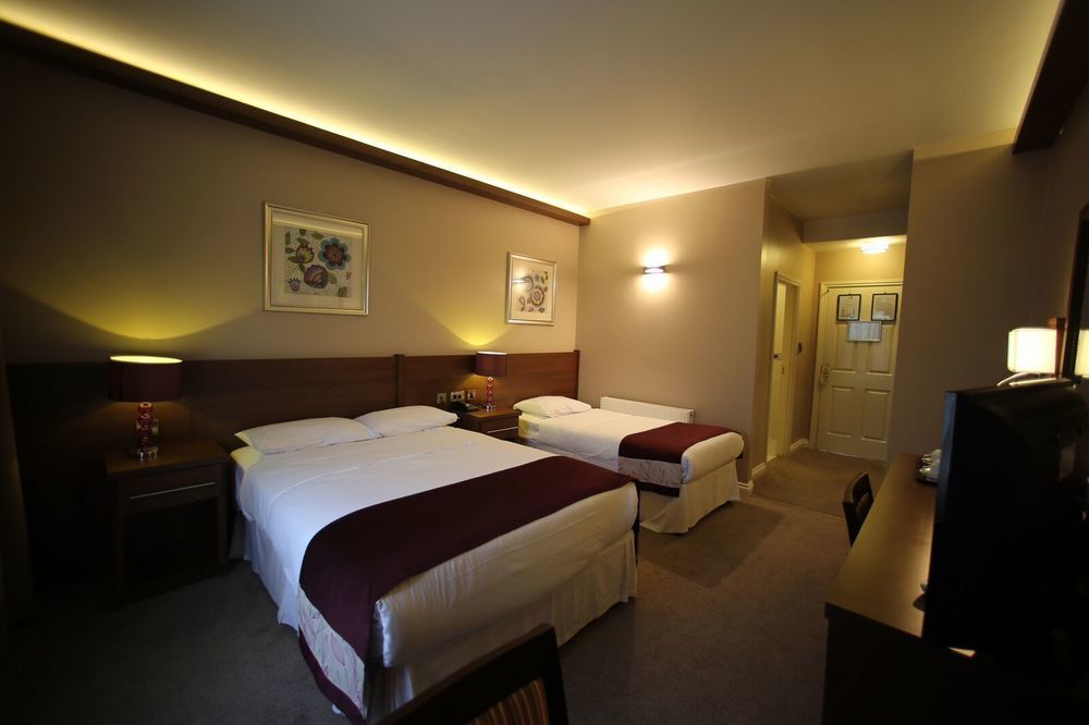 Woodford Dolmen Hotel 칼로 외부 사진