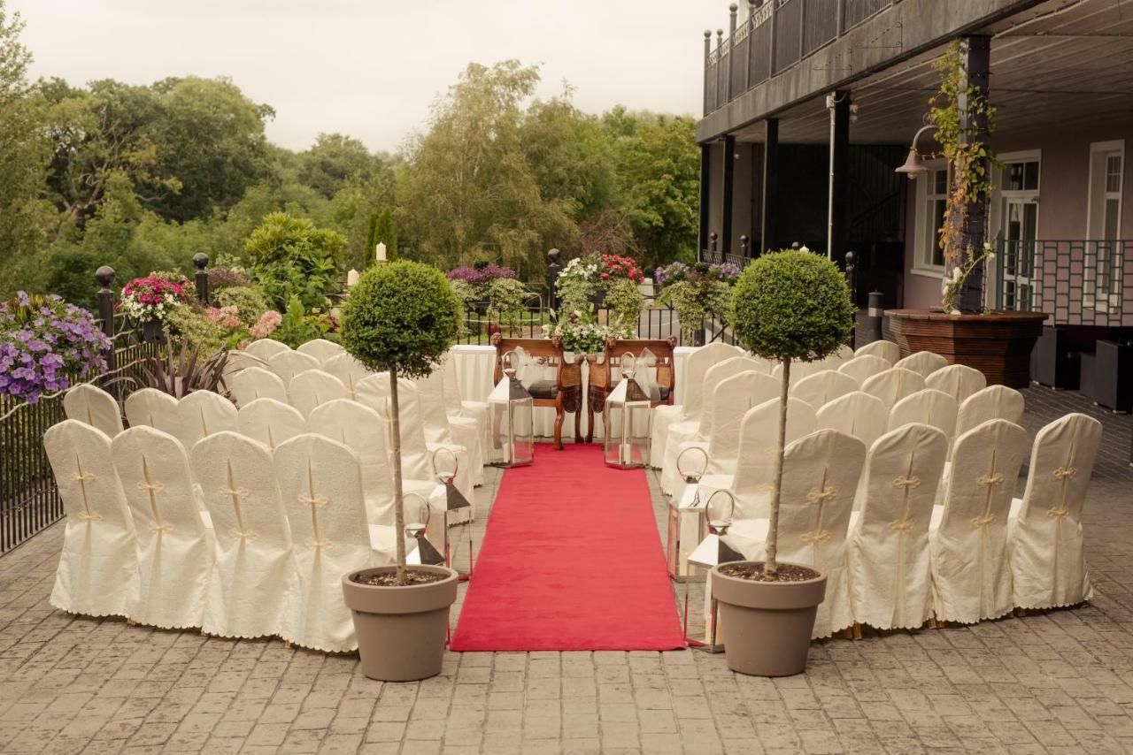 Woodford Dolmen Hotel 칼로 외부 사진