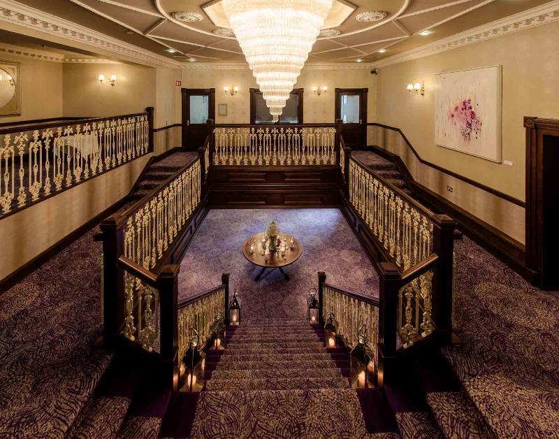 Woodford Dolmen Hotel 칼로 외부 사진